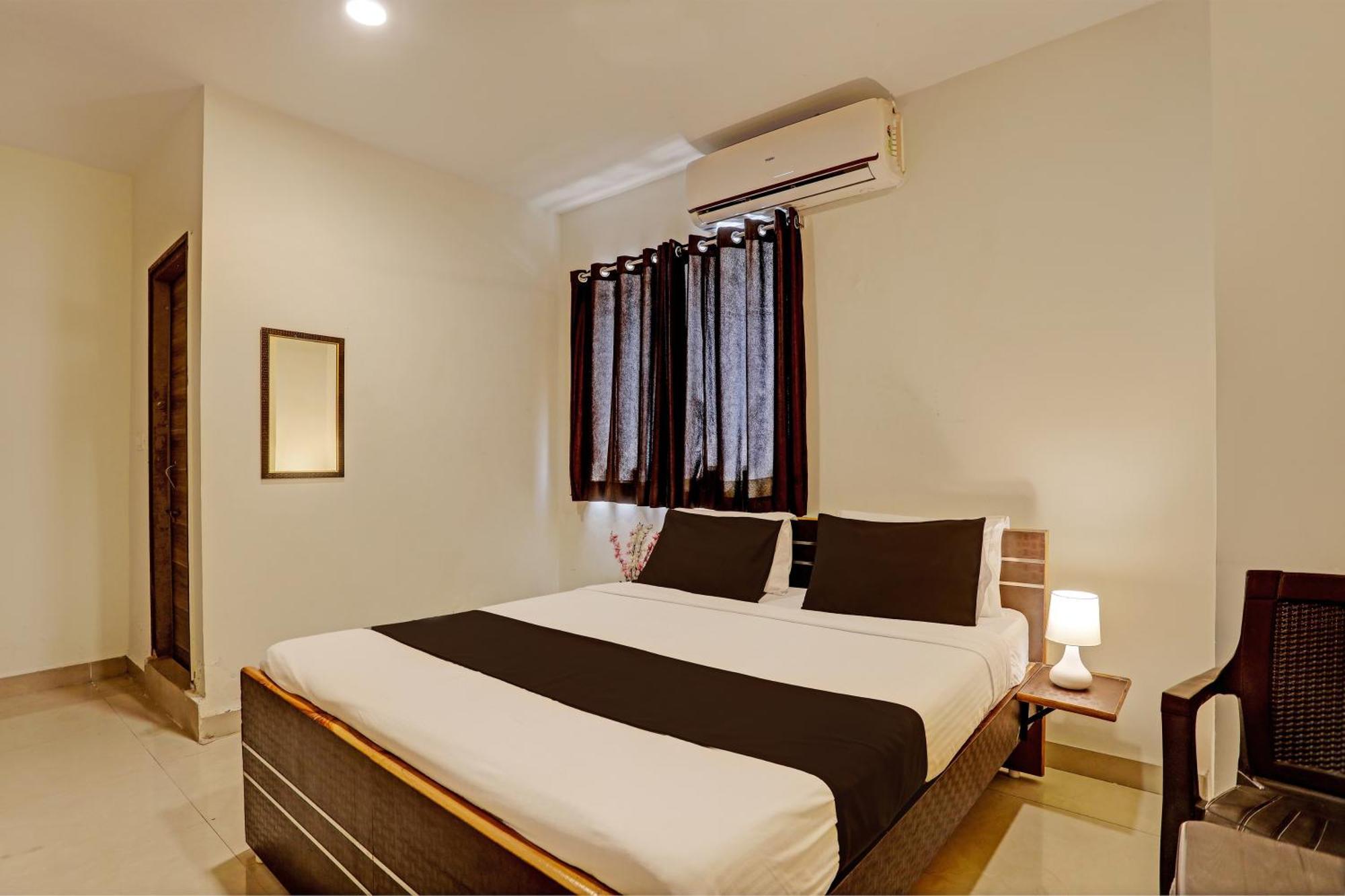 Hotel Airport Land New Delhi Ngoại thất bức ảnh