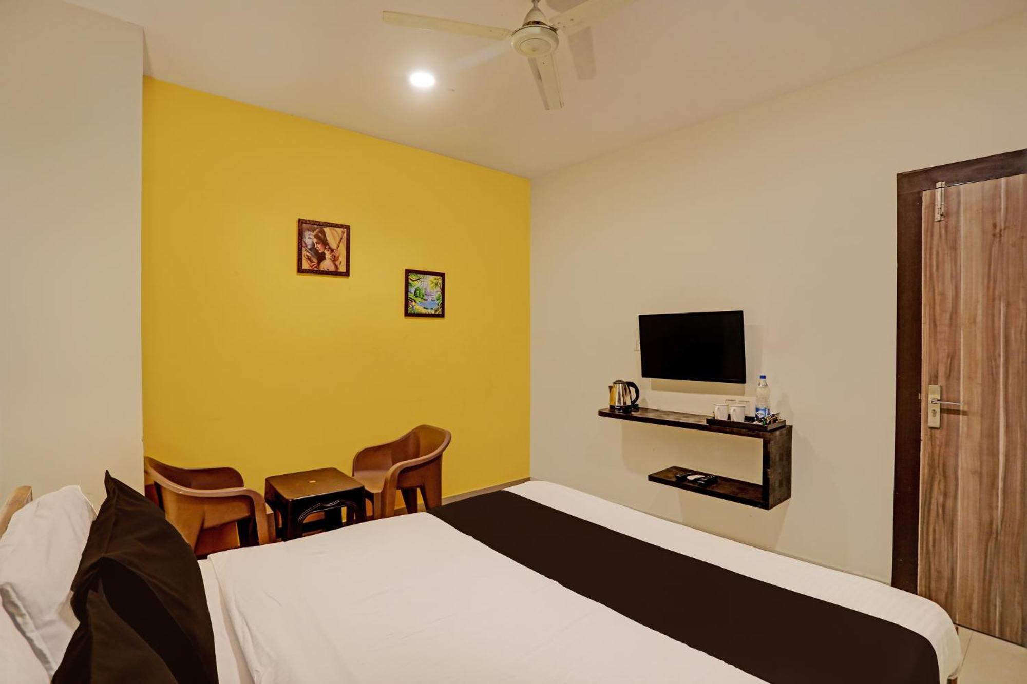 Hotel Airport Land New Delhi Ngoại thất bức ảnh
