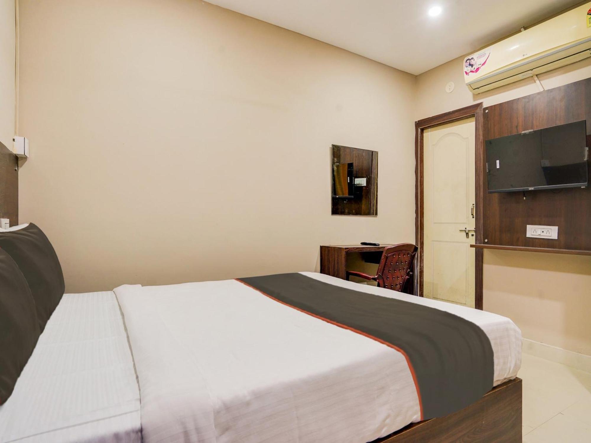 Hotel Airport Land New Delhi Ngoại thất bức ảnh