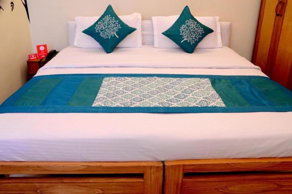 Hotel Airport Land New Delhi Ngoại thất bức ảnh