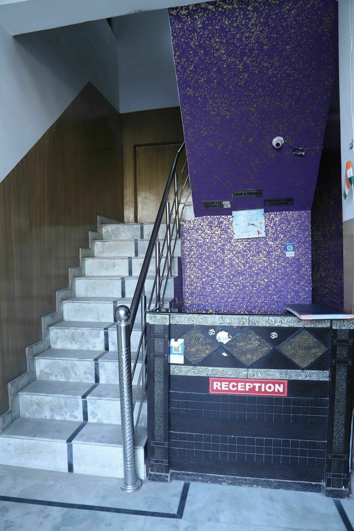 Hotel Airport Land New Delhi Ngoại thất bức ảnh